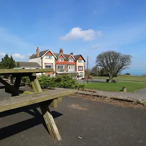 Bed & Breakfast House, Ravenscar